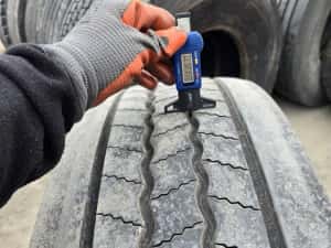Anvelope de directie 315-80r22.5 Continental — miniatura 9