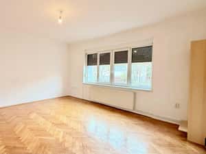 Apartament spatios in vila, Andrei Muresanu, ideal locuinta sau birou — miniatura 3