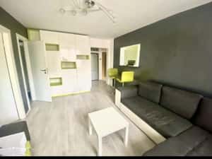 Apartament cu 2 camere, lift și parcare în Sector 1 — miniatura 3