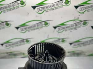 Ventilator aeroterma 3C1 820 015 J Volkswagen VW Golf a 5-a generatie