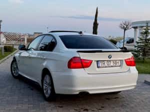 BMW SERIA 3  / 2.0  D / 2011  /  EURO  5 / NAVI  / CIC / MARE / TRAPA / XENON — miniatura 4