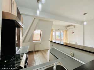 3 camere ultracentral + terasă 16 mp | Str. Ploiești | 0% comision — miniatura 3