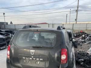 Dezmembrez Dacia Duster 2015 1.5d — miniatura 9
