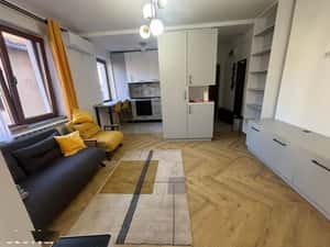 Apartament 2 camere, RENOVAT complet, ETAJ 1, Copou Universitate — miniatura 1