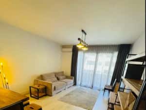 Proprietar ofer spre inchiriere apartament de 3 camere in Complexul Soho Unirii. — miniatura 2