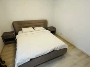 Proprietar ofer spre inchiriere apartament de 3 camere in Complexul Soho Unirii. — miniatura 6