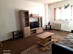 Oferta - Apartament ieftin si spatios in Prundu /  stradal — miniatura 2