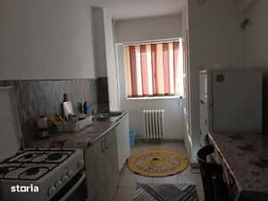 Oferta - Apartament ieftin si spatios in Prundu /  stradal — miniatura 5