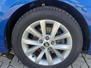 Skoda Octavia 2019 Diesel Automată - 11.250 EUR — miniatura 4