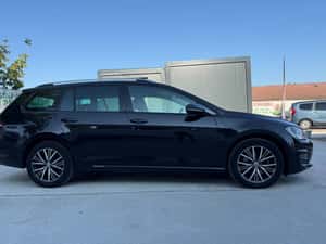 VW Golf 7 An fabricație: 2017 Motor: 1.6 diesel — miniatura 5