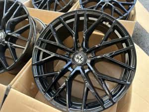 Jante aliaj noi VW TOUAREG - 5x112 R20 9J ET20 — miniatura 8