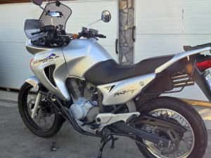 Honda Transalp XL 650 2 bucăți, înmatriculate, superbe, 2100 per bucata — miniatura 9