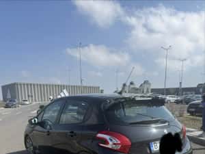 Vand peugeot 208 diesel automat — miniatura 8