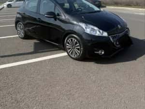 Vand peugeot 208 diesel automat — miniatura 9