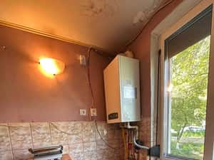 De vanzare apartament cu 2 camere si balcon, zona centrala, etajul 1 — miniatura 5