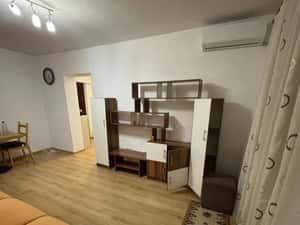 2 camere/ Titan/ renovat/ A.C