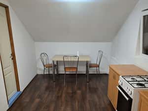 Proprietar inchiriez apartament o camera — miniatura 6