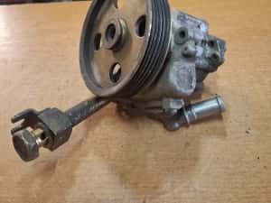 Pompă servo direcție Nissan K11 1.5 D 1998-2003 — miniatura 4
