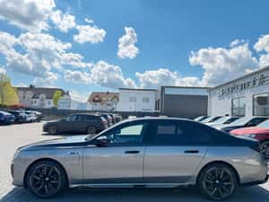 BMW M760 Berlină 2024, 49.896 km, Hibrid — miniatura 7