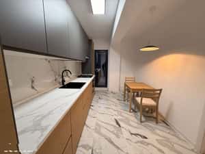 Apartament cu 2 camere, parcare subterana și 2 balcoane — miniatura 3