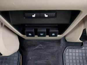 Land Rover Discovery Sport 2.0 — miniatura 7