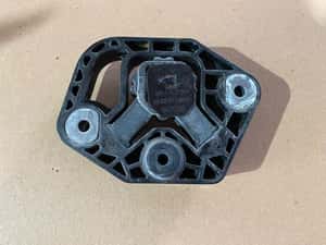 Suport Radiator Volvo S60 S90 V90 V60 XC60 XC90 2018+ 31439575 — miniatura 8