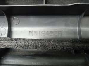 Ornament prag dreapta fata MN124828 Mitsubishi Outlander 1 (2001 - 2008) — miniatura 8