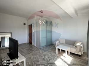 Apartament cu 2 camere de închiriat în zona 1 Mai — miniatura 3
