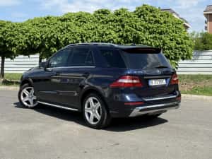 Mercedes Ml 350d 134.000 km stare foarte buna — miniatura 3