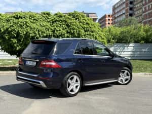 Mercedes Ml 350d 134.000 km stare foarte buna — miniatura 4
