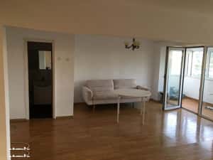 Apartament 3 camere, spațios, luminos și liniștit, cu vedere spre parc — miniatura 3