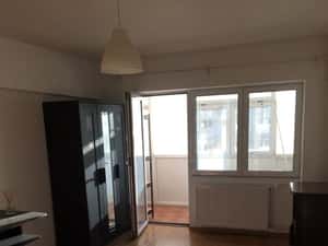 Apartament 3 camere, spațios, luminos și liniștit, cu vedere spre parc — miniatura 6