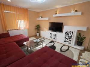 Casa 3 camere+ garsoniera separata, curte, gradina, anexe, Cristesti, Mures — miniatura 2