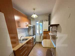 Apartament 2 camere semidecomandat, etaj 1, balcon, Grigorescu, zona e — miniatura 4