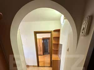 Apartament 2 camere semidecomandat, etaj 1, balcon, Grigorescu, zona e — miniatura 5