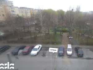 Ofer spre inchiriere garsoniera zona Casa Cartii zona magazin La Mosu