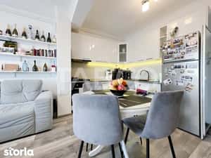 De vanzare apartament 2 camere la cheie in cartier Europa si garaj — miniatura 5