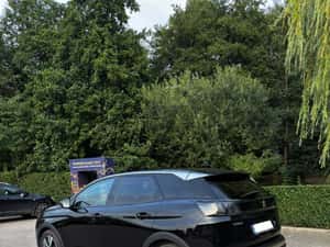 Peugeot 3008 1.5 BlueHDi 130 EAT8 Allure — miniatura 3