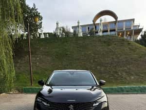 Peugeot 3008 1.5 BlueHDi 130 EAT8 Allure — miniatura 6