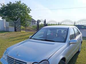 Mercedes C200 2.2 122cp Diesel W203 Facelift, manuală, interior gri, import Belgia — miniatura 6