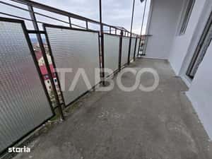 Apartament decomandat de vanzare cu 3 camere balcon zona Mihai Viteazu — miniatura 6