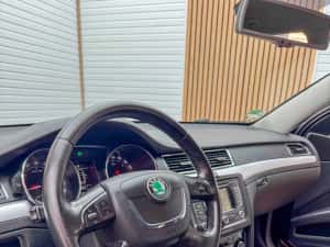 SKODA SUPERB 2,0 TDI . Euro 5. RAR+ITP. Garantie 12 luni Buy-Back Test-Drive Km certificati — miniatura 8