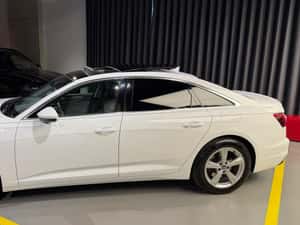 Audi A6 Automată 251 HP Benzină — miniatura 4