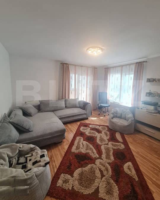 Apartament decomandat, balcon inchis, parcare inclusa in pret, zona Er — fotografie 1 din 5