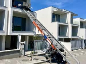 Inchiriez Lift Exterior pentru materiale si Transport marfa cu 3,5T — miniatura 7