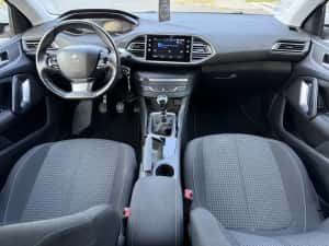 Peugeot 308 1.5L Blue-Hdi Eco 120CP New Model 10/2020 Bord Digital Euro6 Propietar — miniatura 7