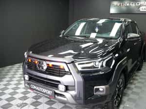 TOYOTA HILUX 2.8 DC AT INVINCIBLE — miniatura 3