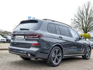 BMW X7 SUV 2023, 80.776 km, 85.900 EUR — miniatura 2