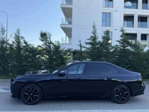 BMW SERIA 7 - 740d xDrive m-paket pro l individual l usi electrice I sky — miniatura 3