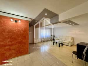 Apartament cu 3 camere, 80mp utili + balcoane, etaj 1/4, Centru